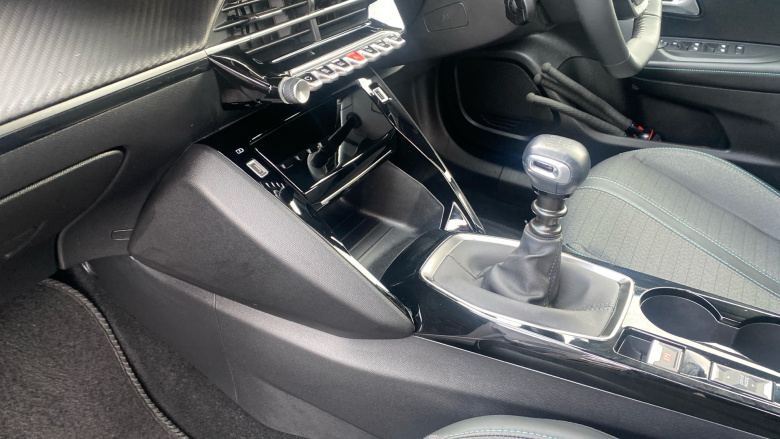 Peugeot 2008 1.2 PureTech 130 Allure Premium+ 5dr Petrol Estate